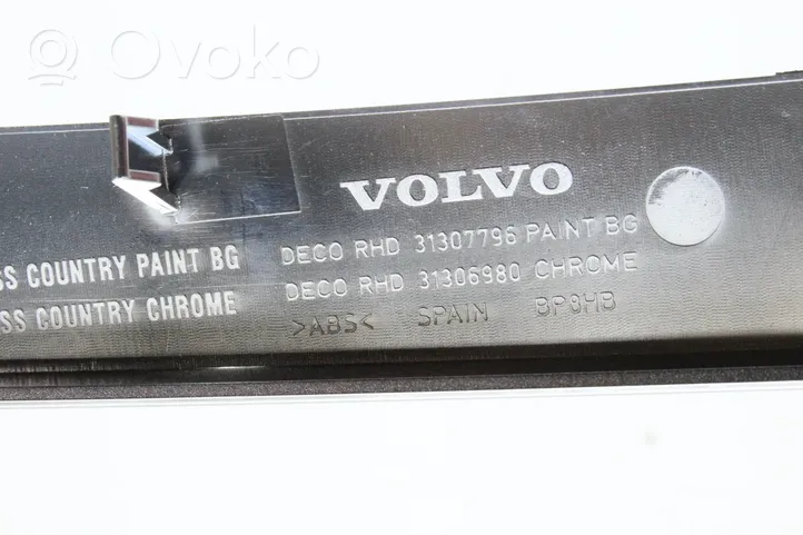 Volvo V40 Boîte à gants garniture de tableau de bord 31307796