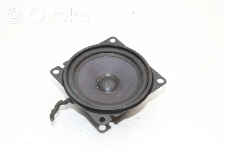 BMW Z3 E36 Skaļrunis (-i) pakaļējās durvīs 8386425