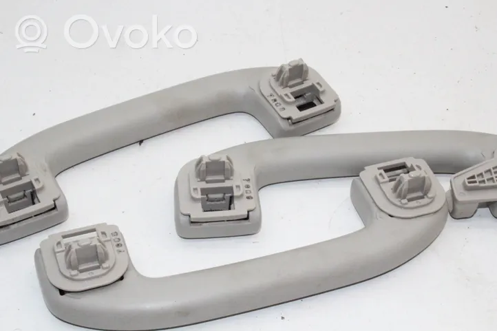 Nissan X-Trail T32 A set of handles for the ceiling 