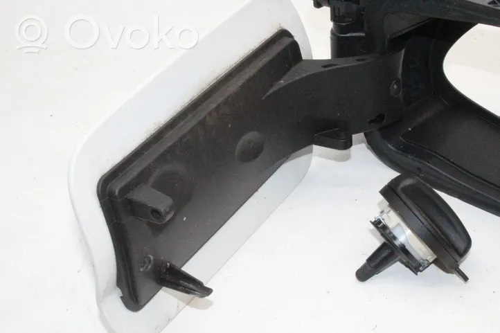 BMW X3 F25 Tappo cornice del serbatoio 7238086