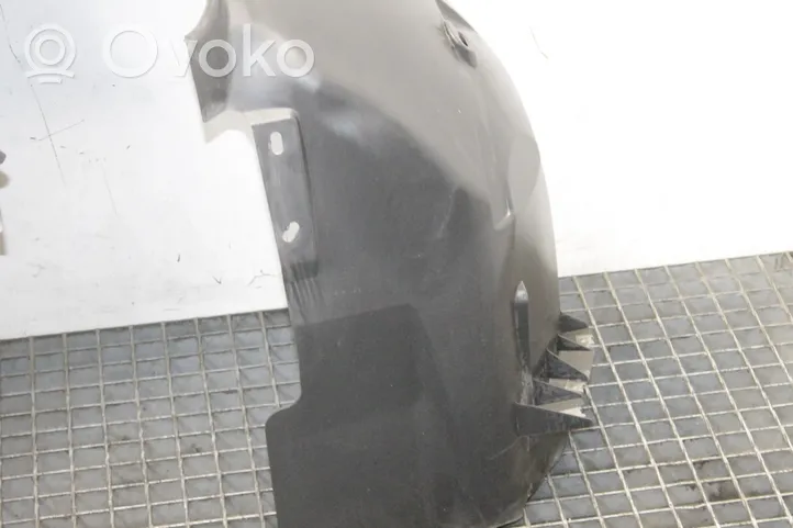 Ford Kuga I Rivestimento paraspruzzi passaruota anteriore 8V4116115AB