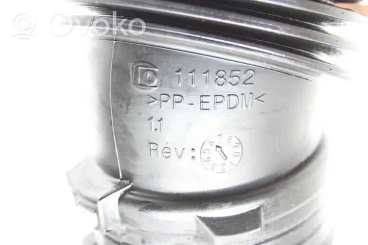 Nissan Juke II F16 Ohjaamon sisäilman ilmakanava 165750995R