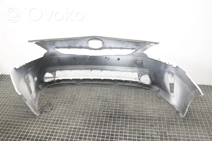 Toyota Prius+ (ZVW40) Zderzak przedni 
