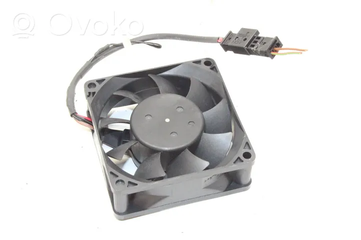 BMW 6 F06 Gran coupe Module d'unité de commande de ventilateur 6983075