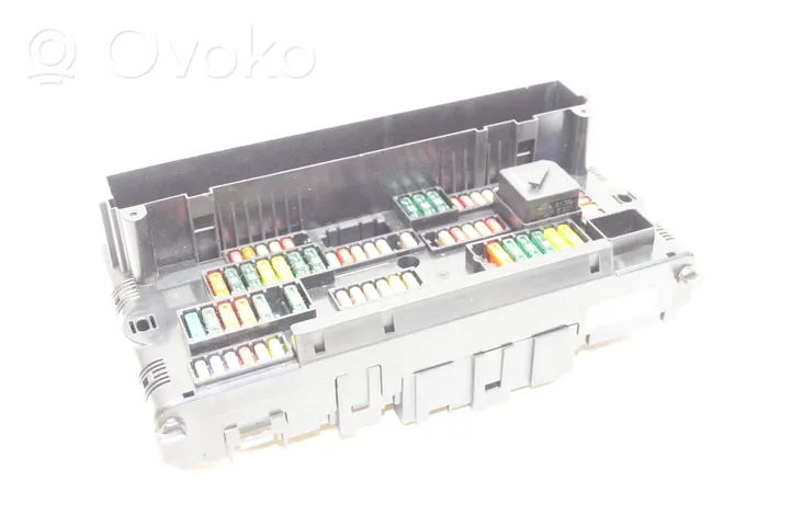 BMW 6 F06 Gran coupe Fuse box set 9252815