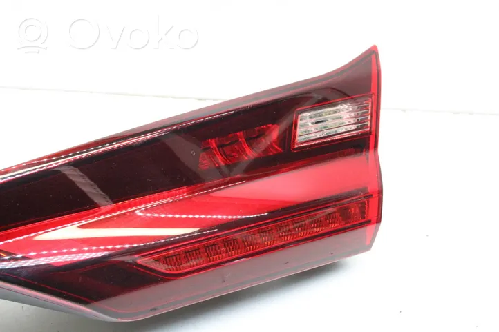 BMW 1 F40 Tailgate rear/tail lights 7450652