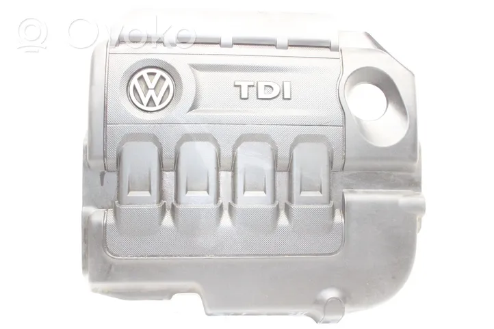 Volkswagen PASSAT B8 Variklio dangtis (apdaila) 04L103925Q