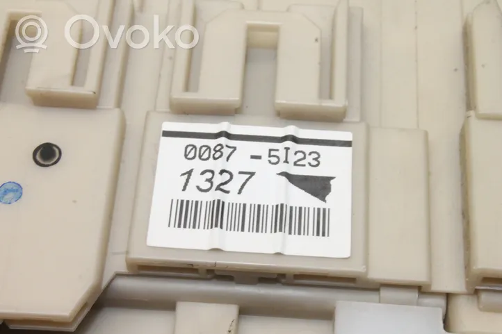 Toyota Verso Set scatola dei fusibili 827300F880