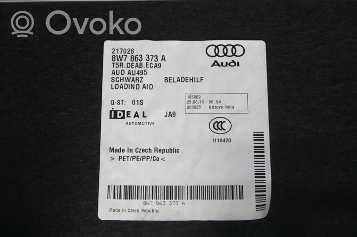 Audi A5 Tavaratilan kaukalon tekstiilikansi 8W7863373A