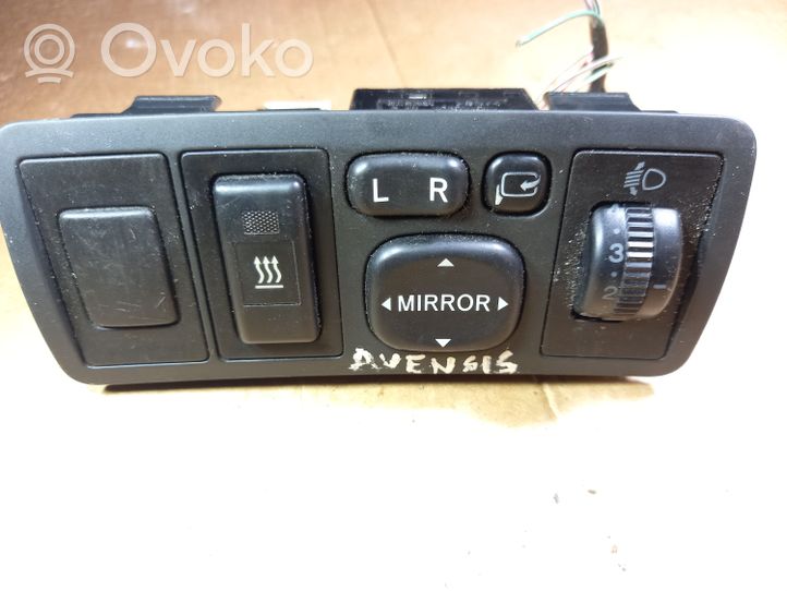 Toyota Avensis T250 Set di interruttori 183575