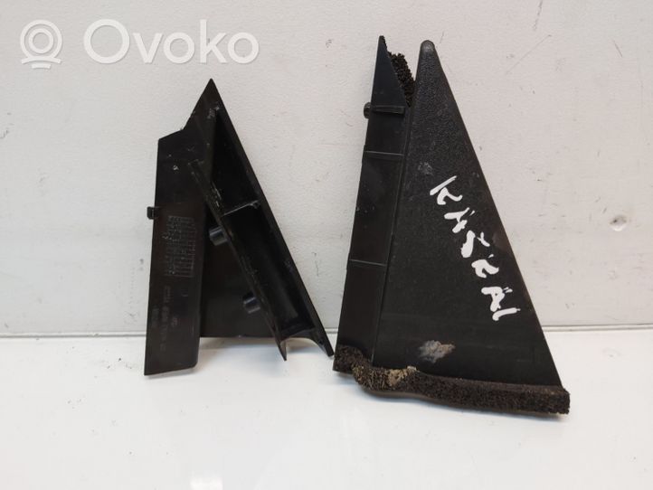 Nissan Qashqai Kita galinių durų apdailos detalė 822344EA0A