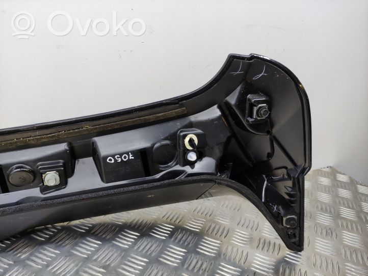 Nissan Qashqai Spoilera aizmugurējais vāks 960304E