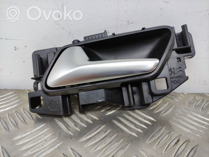 Opel Crossland X Klamka wewnętrzna drzwi tylnych 13484999