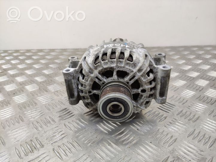 Mercedes-Benz E C207 W207 Generatore/alternatore A0009063000