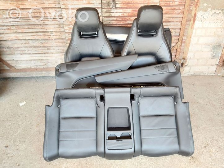 Mercedes-Benz E C207 W207 Set sedili 