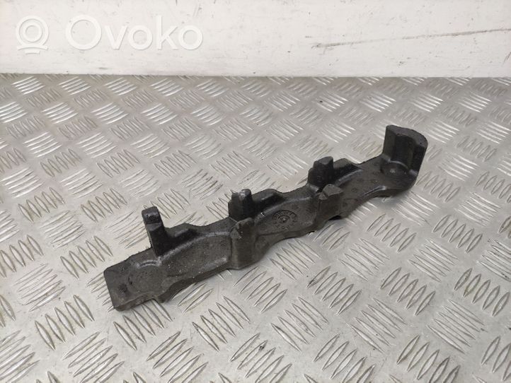 Seat Leon (5F) Kita variklio detalė 04L130380F