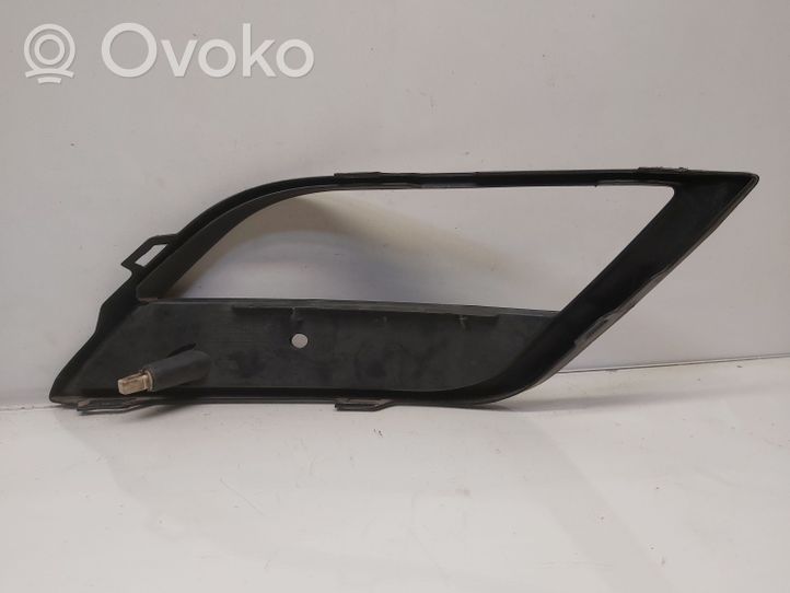 Seat Leon (5F) Mascherina/griglia fendinebbia anteriore 5F0853665A