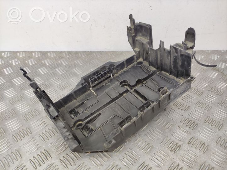 Peugeot 508 Battery tray 9686469580