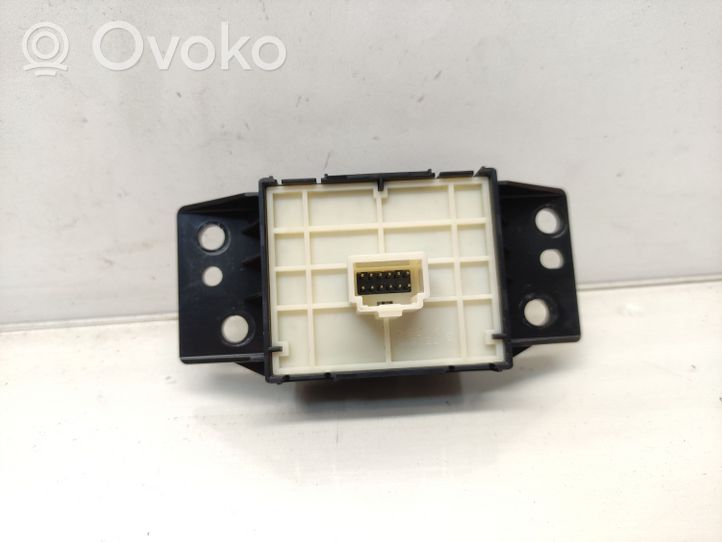 Toyota Corolla E210 E21 Interrupteur, commande de frein de stationnement 75K815