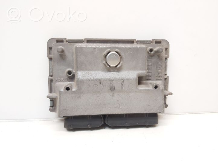 Volkswagen Polo V 6R Engine control unit/module 03E906019M