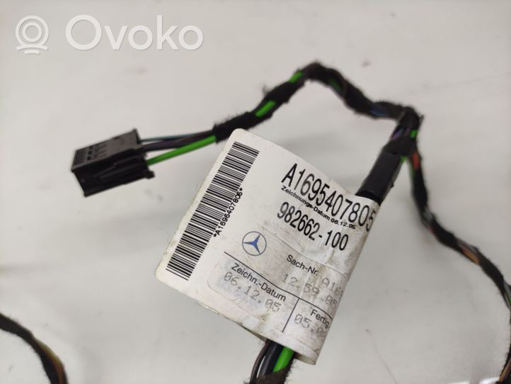 Mercedes-Benz B W245 Cableado de puerta delantera A1695407805