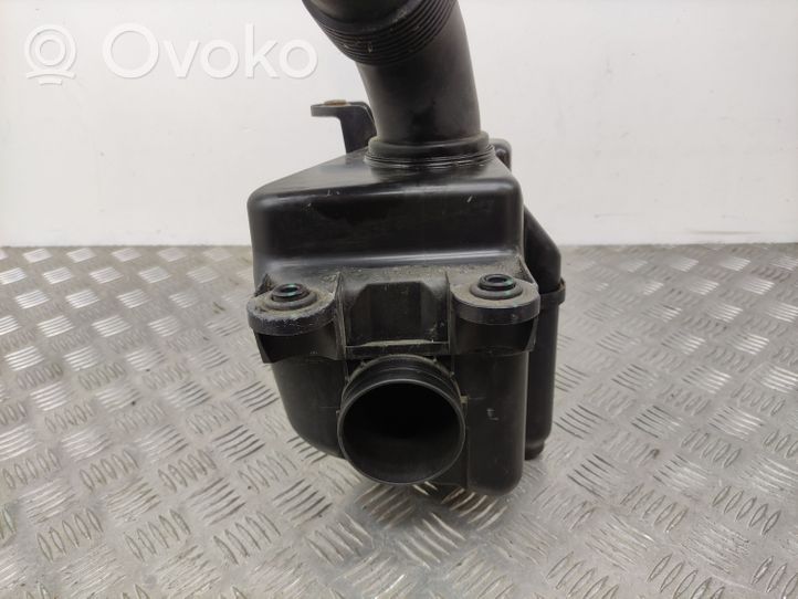 Volkswagen Golf VI Intake resonator 1K0129607