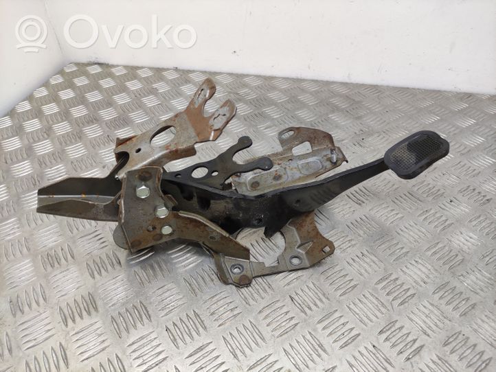 Ford Fiesta Brake pedal 8V512450AF