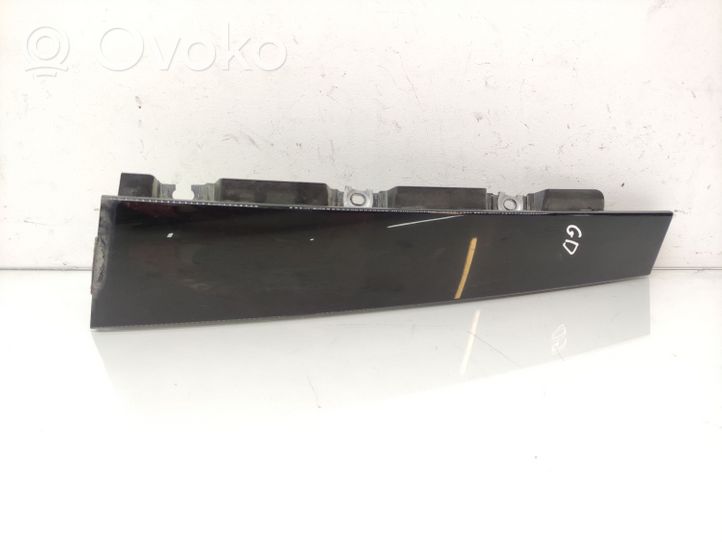 Citroen C3 Moulures des vitres de la porte arrière 9813248780