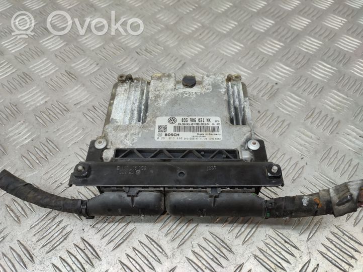 Volkswagen PASSAT B6 Engine ECU kit and lock set 03G906021