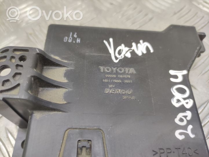Toyota Yaris Oro kondicionieriaus/ šildymo valdymo blokas 886500D170