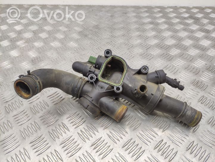 Citroen C5 Termostaatin kotelo 9656182980