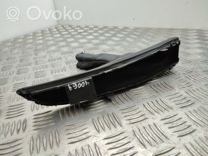 BMW 1 E81 E87 Rivestimento freno a mano 13599911