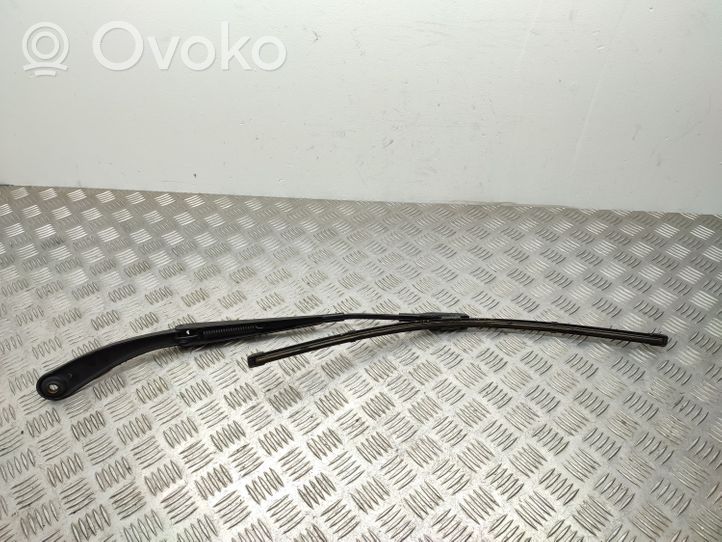 Mercedes-Benz A W176 Windshield/front glass wiper blade 