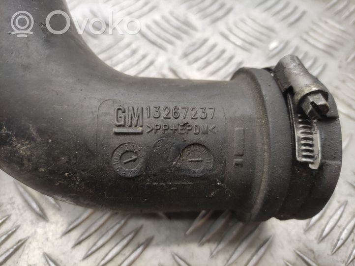 Opel Meriva B Parte del condotto di aspirazione dell'aria 13267237