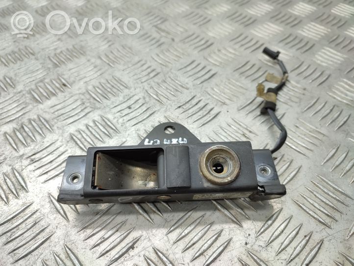 Volkswagen Golf VI Convertible roof lock/latch 8P7871443F