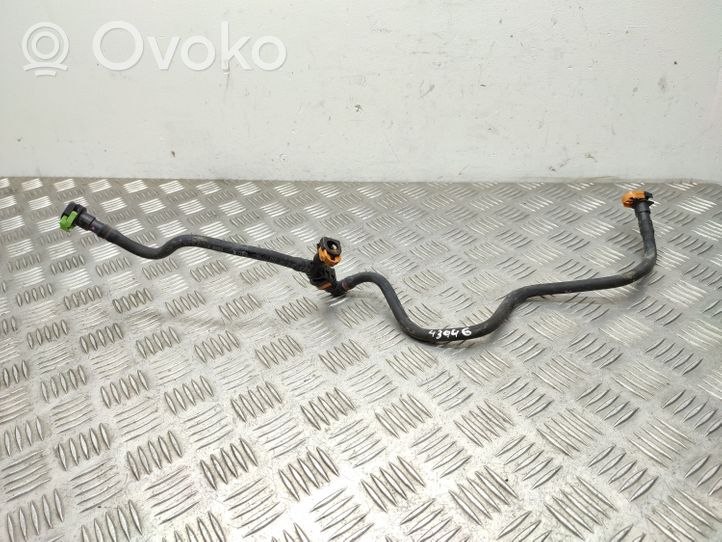 Toyota RAV 4 (XA50) Tuyau d'alimentation conduite de carburant 