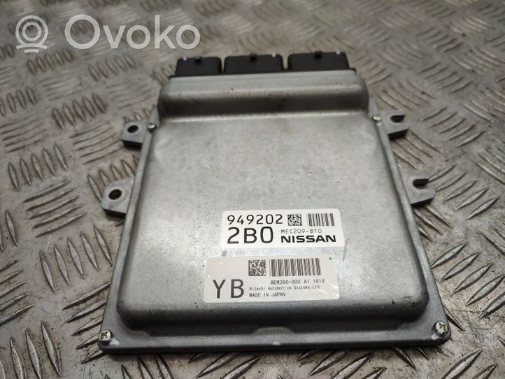 Nissan 370Z Variklio valdymo blokas 9492022B0