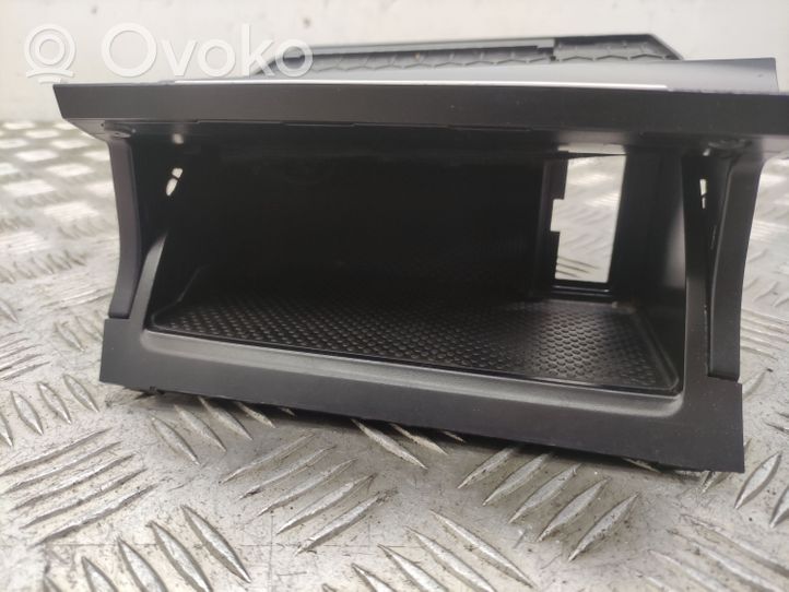 Volkswagen Golf VII Boîte / compartiment de rangement pour tableau de bord 5G1863391