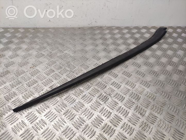 Volkswagen Golf Plus Listwa szyby czołowej / przedniej 5M0854328