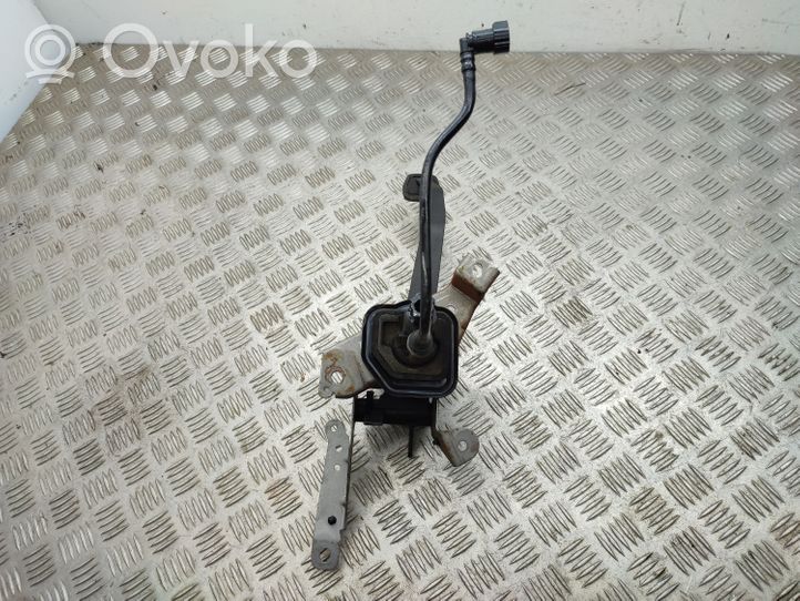 Volvo V50 Clutch pedal 30748399