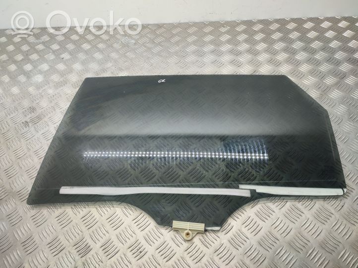 KIA Sorento Takaoven ikkunalasi 