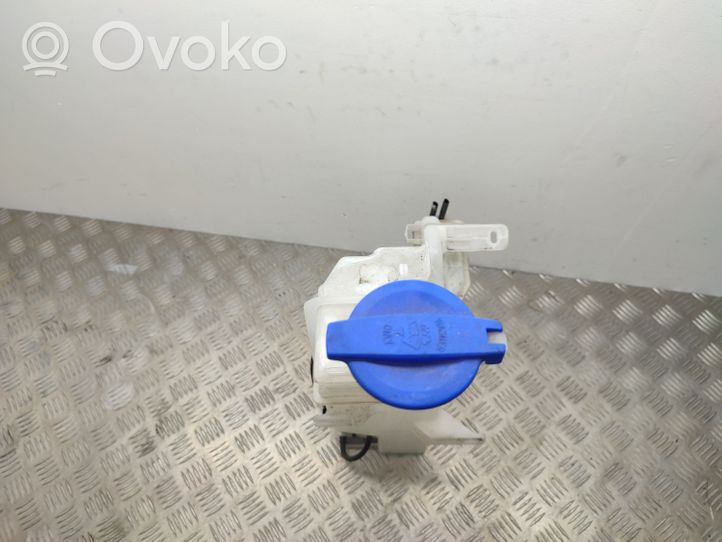 KIA Sportage Windshield washer fluid reservoir/tank 98610F1900