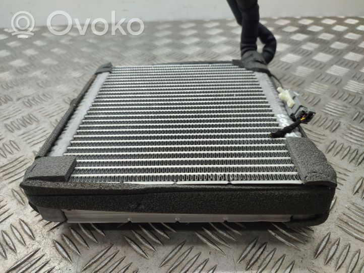 Ford Turneo Courier Radiateur condenseur de climatisation 