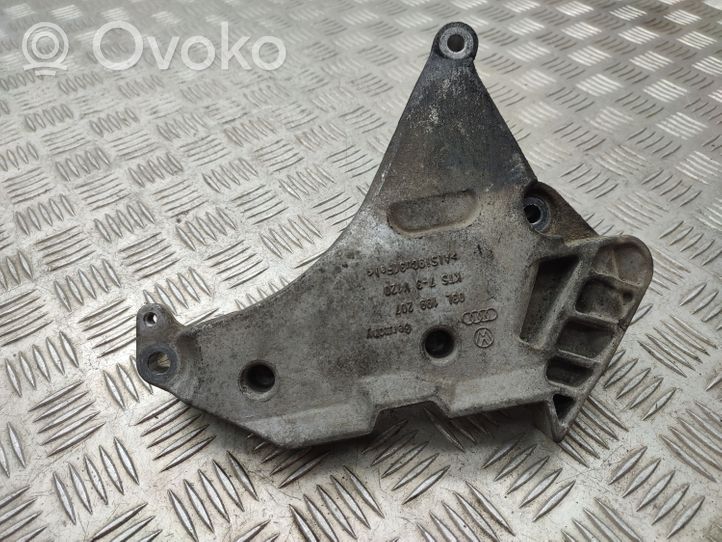 Volkswagen Tiguan Engine mounting bracket 03L199207