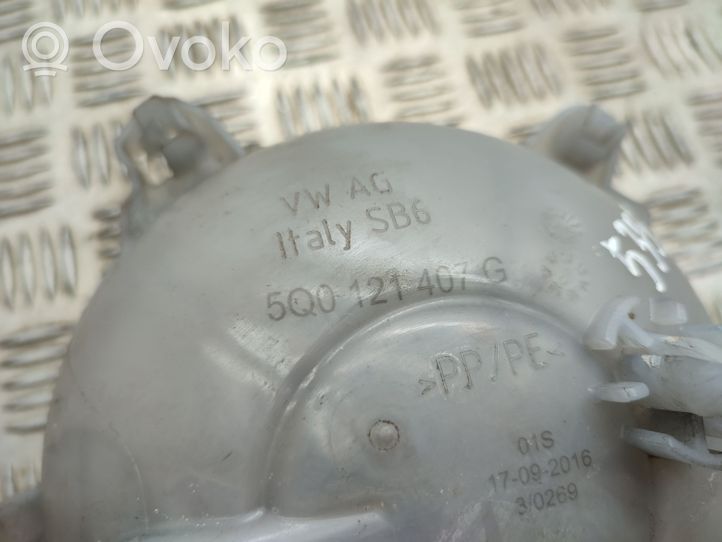 Volkswagen Golf VII Brake fluid reservoir 5Q0121407G