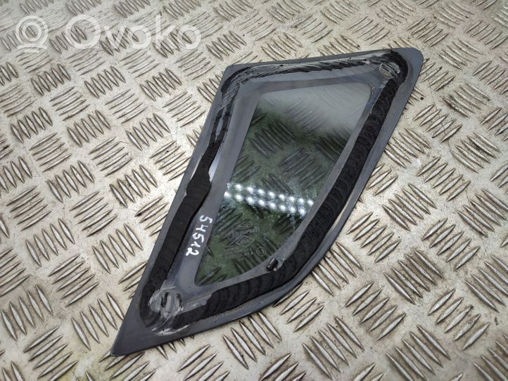 Ford Ecosport Rear side window/glass 