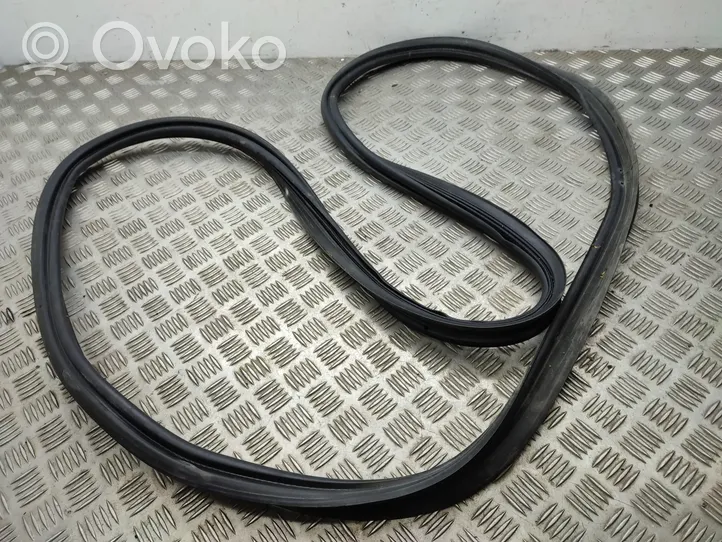 Volvo XC60 Trunk rubber seal (body) 