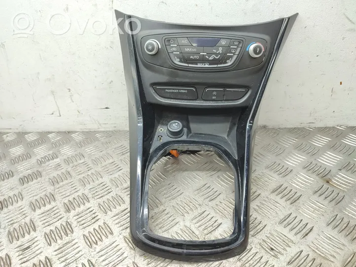 Ford B-MAX Panel klimatyzacji 