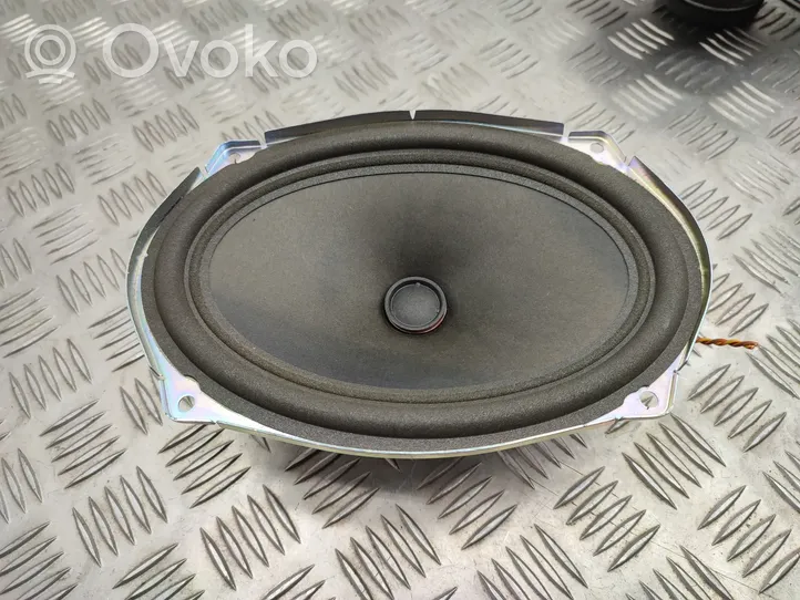 Mini One - Cooper Coupe R56 Front door speaker 