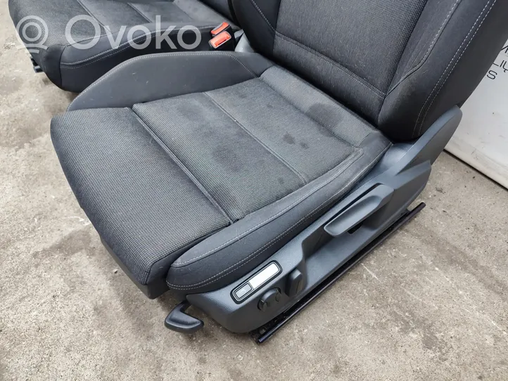 Volkswagen PASSAT B8 Seat set 